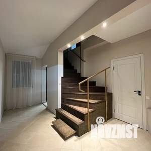 Дом 170м², 2-этажный, посуточно,