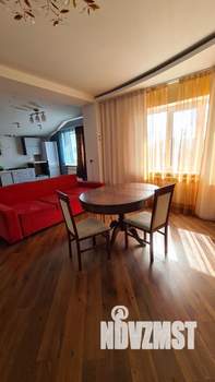 Дом 150м², 3-этажный, на длительный срок,