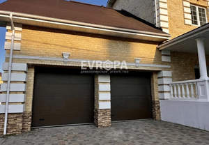 Дом 740м², 3-этажный, участок 8 сот.