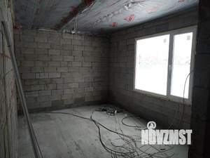Дом 100м², 2-этажный, участок 3 сот.
