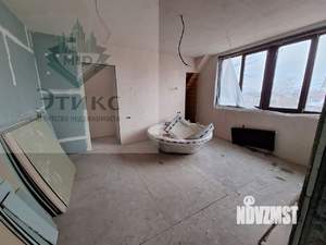 Дом 459м², 3-этажный, участок 5 сот.