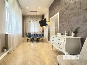 Коттедж 215м², 2-этажный, участок 6 сот.