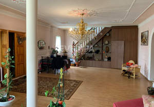 Дом 602м², 3-этажный, участок 12 сот.