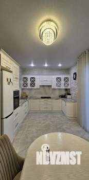 Коттедж 304м², 2-этажный, участок 6 сот.