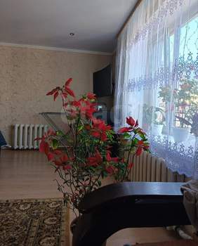 Дом 100м², 2-этажный, участок 6 сот.