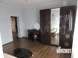 Коттедж 240м², 2-этажный, участок 7 сот.