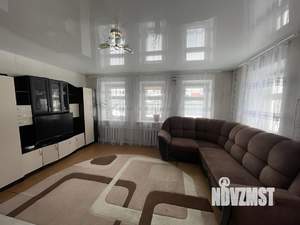 Дом 63м², 2-этажный, участок 9 сот.