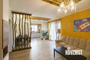 Дом 106м², 2-этажный, участок 7 сот.