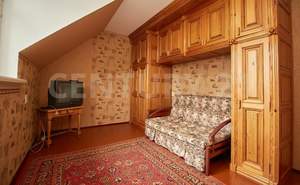 Дом 294м², 4-этажный, участок 9 сот.