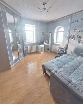 Дом 296м², 2-этажный, участок 6 сот.