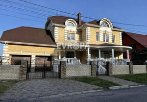 Дом 740м², 3-этажный, участок 8 сот.