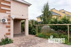 Таунхаус 147м², 2-этажный, участок 4 сот.