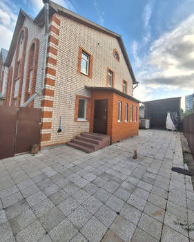 Дом 296м², 2-этажный, участок 6 сот.