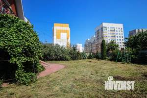 Коттедж 378м², 2-этажный, участок 13 сот.