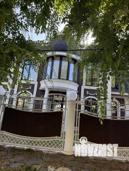 Коттедж 464м², 4-этажный, участок 11 сот.