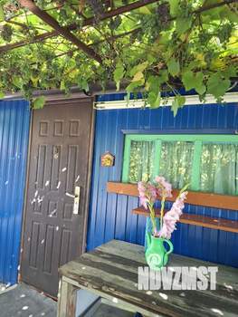 Дом 15м², 2-этажный, участок 6 сот.