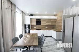 Дом 120м², 2-этажный, участок 3 сот.