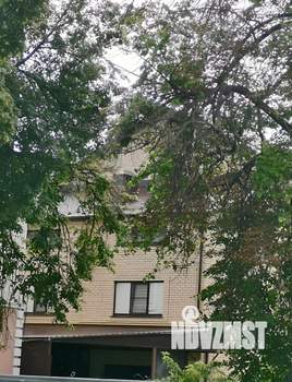 Коттедж 184м², 3-этажный, участок 3 сот.