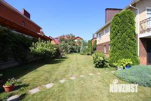 Дом 168м², 2-этажный, участок 7 сот.