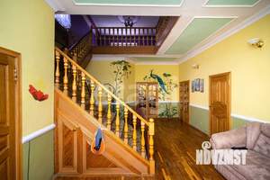 Дом 360м², 2-этажный, на длительный срок, 