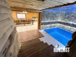 Дом 300м&sup2;, 2-этажный, посуточно, 