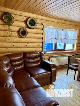 Дом 220м&sup2;, 2-этажный, посуточно, 