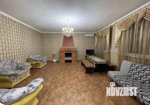 Дом 300м&sup2;, 3-этажный, посуточно, 