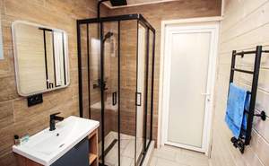 Дом 120м&sup2;, 2-этажный, на длительный срок, 