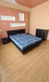 Дом 150м², 3-этажный, на длительный срок, 