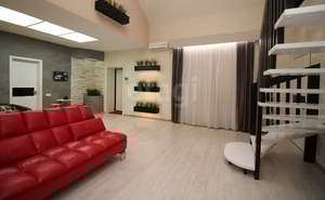 Дом 400м&sup2;, 2-этажный, на длительный срок, 