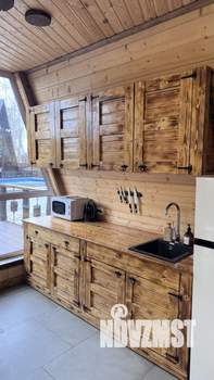 Дом 163м&sup2;, 3-этажный, посуточно, 