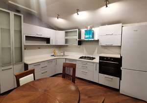 Дом 150м², 3-этажный, на длительный срок, 