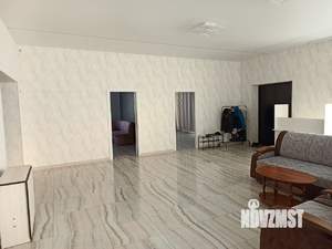 Коттедж 200м², 2-этажный, на длительный срок, 