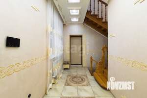 Дом 366м², 2-этажный, на длительный срок, 