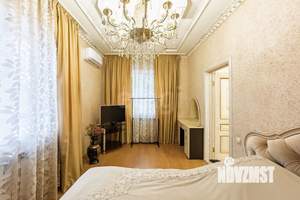 Дом 366м², 2-этажный, на длительный срок, 