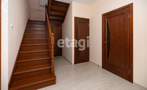 Дом 200м², 2-этажный, на длительный срок, 