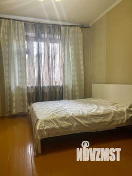 Коттедж 300м&sup2;, 1-этажный, на длительный срок, 