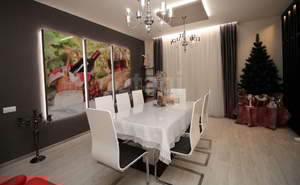 Дом 400м&sup2;, 2-этажный, на длительный срок, 