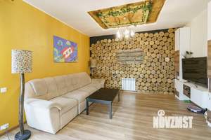 Дом 106м², 2-этажный, участок 7 сот.  