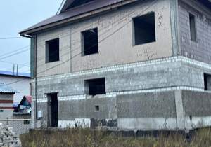 Дом 230м², 2-этажный, участок 6 сот.  