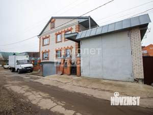 Коттедж 348м², 2-этажный, участок 6 сот.  