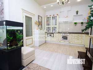 Дом 170м&sup2;, 2-этажный, участок 6 сот.  