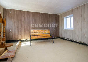 Дом 80м&sup2;, 2-этажный, участок 6 сот.  