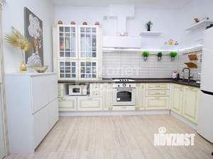 Дом 170м&sup2;, 2-этажный, участок 6 сот.  