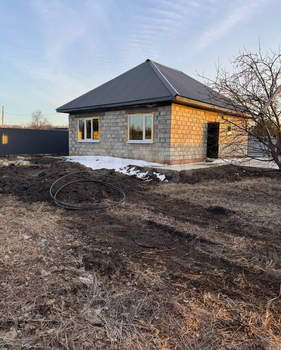 Дом 80м&sup2;, 2-этажный, участок 6 сот.  