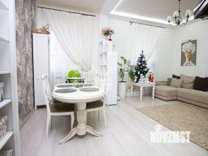 Дом 170м&sup2;, 2-этажный, участок 6 сот.  