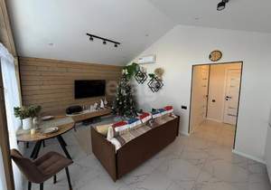 Дом 62м&sup2;, 2-этажный, участок 5 сот.  