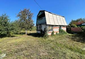 Дом 32м², 2-этажный, участок 4 сот.  