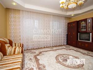 Коттедж 348м&sup2;, 2-этажный, участок 6 сот.  