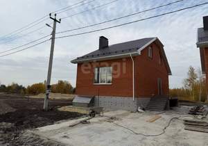 Дом 180м&sup2;, 2-этажный, участок 3 сот.  